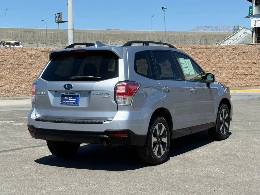 Used 2017 Subaru Forester 2.5i Premium w/ Popular Package #2A AWD/4WD image 4