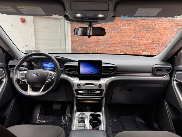Certified 2022 Ford Explorer XLT image 12