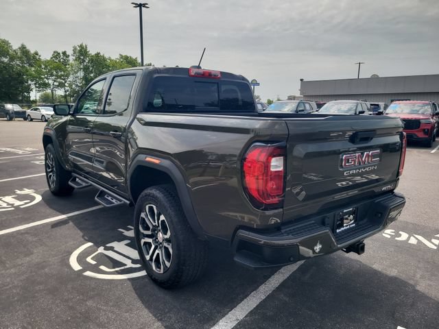 Used 2024 GMC Canyon AT4 w/ AT4 Premium Package AWD/4WD image 7