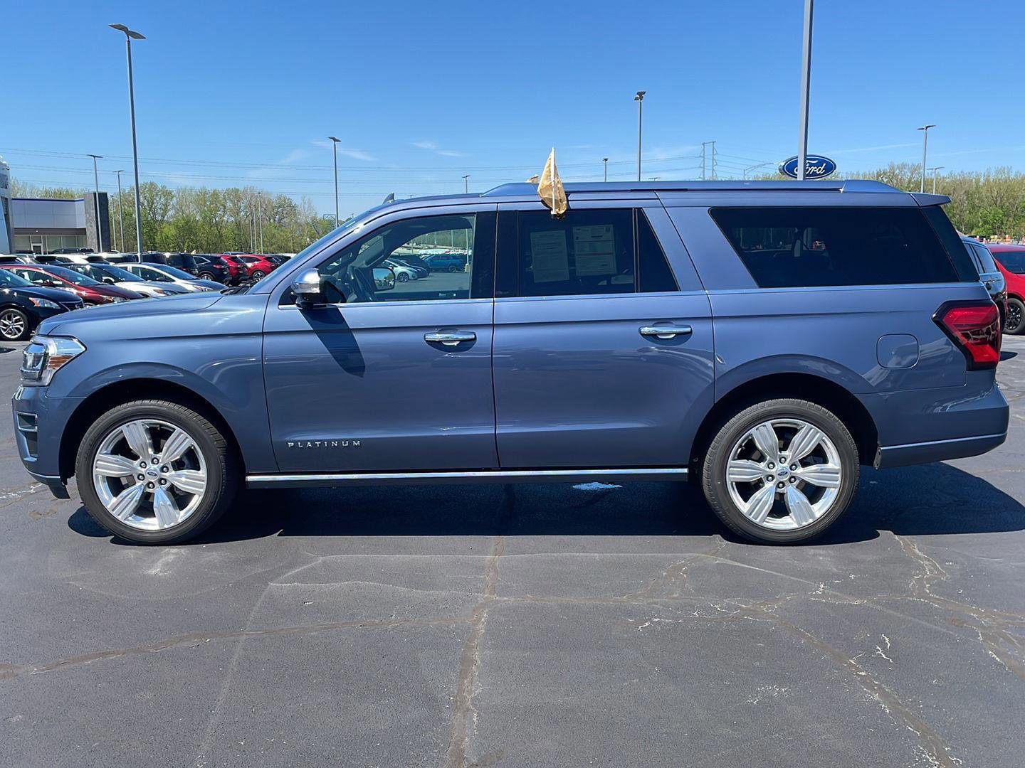 Certified 2023 Ford Expedition Max Platinum AWD/4WD image 2