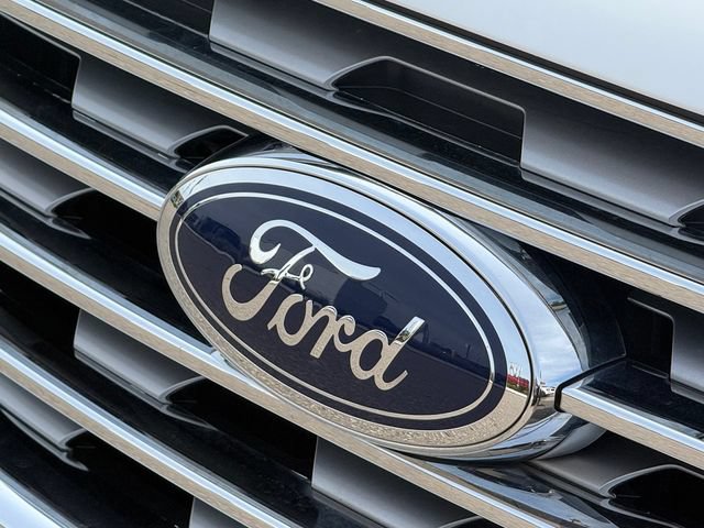 Certified 2024 Ford Edge Titanium AWD/4WD image 25