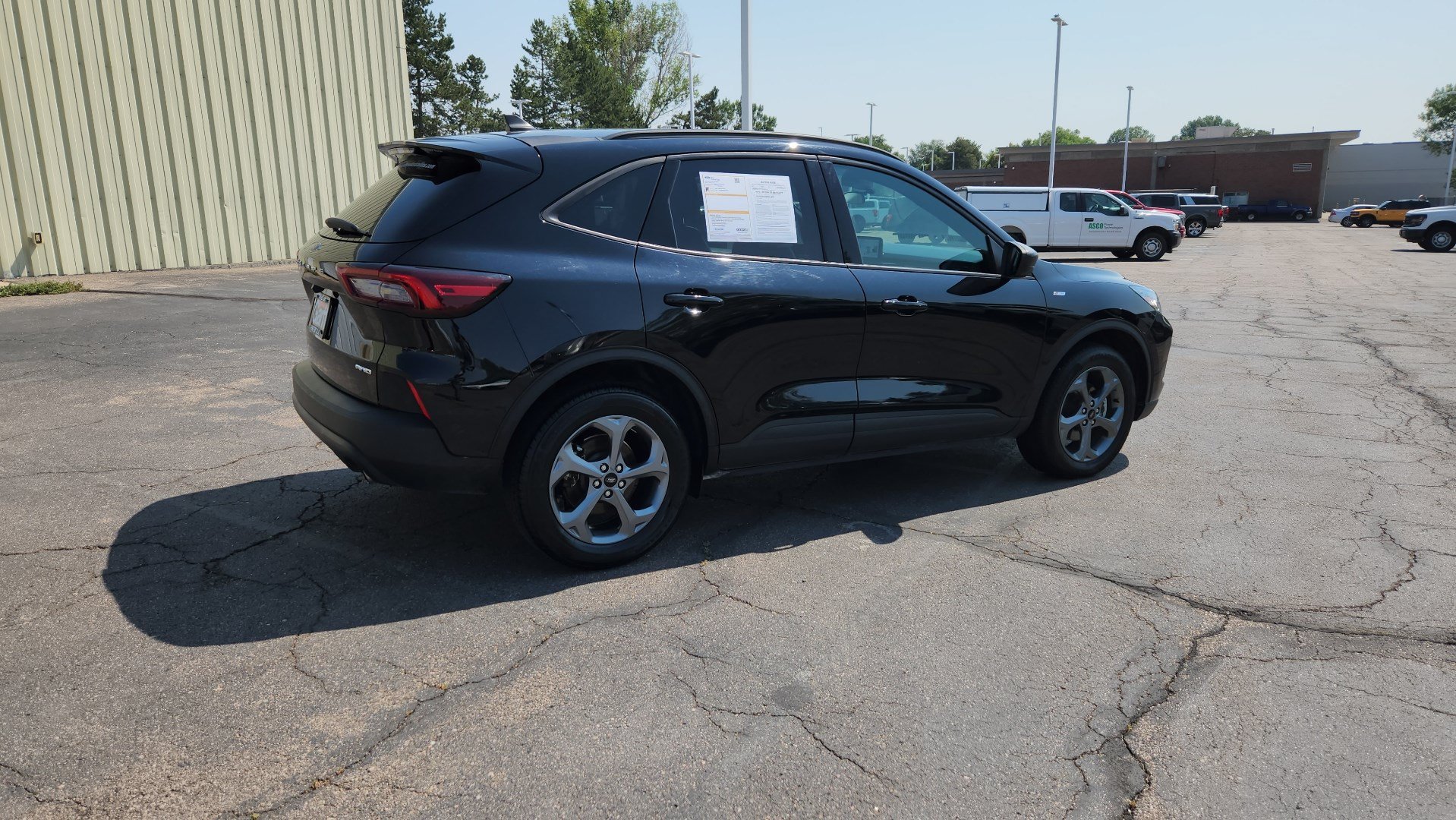 Certified 2025 Ford Escape ST-Line AWD/4WD image 11