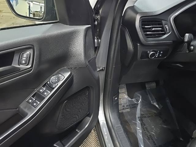 Certified 2025 Ford Escape Active AWD/4WD image 28