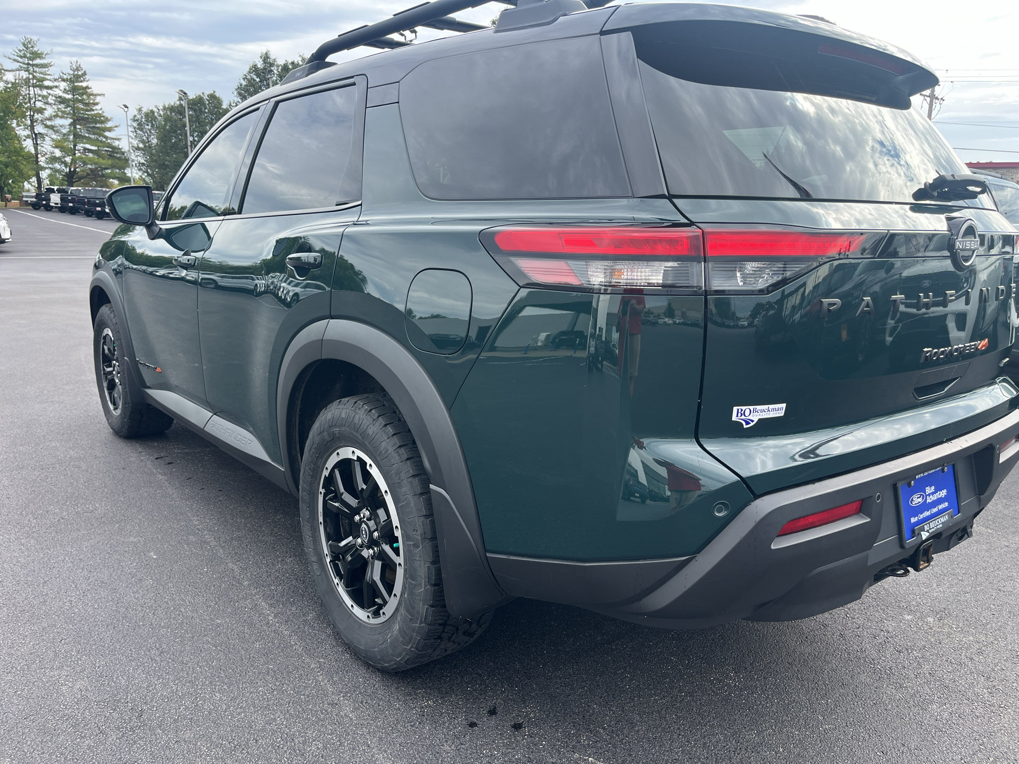 Used 2023 Nissan Pathfinder Rock Creek AWD/4WD image 6