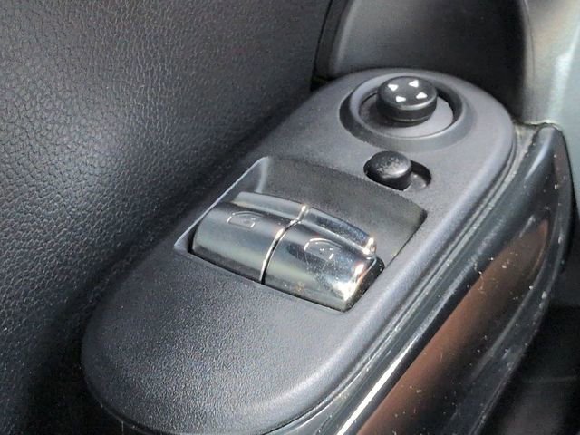 Used 2019 MINI Cooper S w/ Signature Upholstery Package image 23