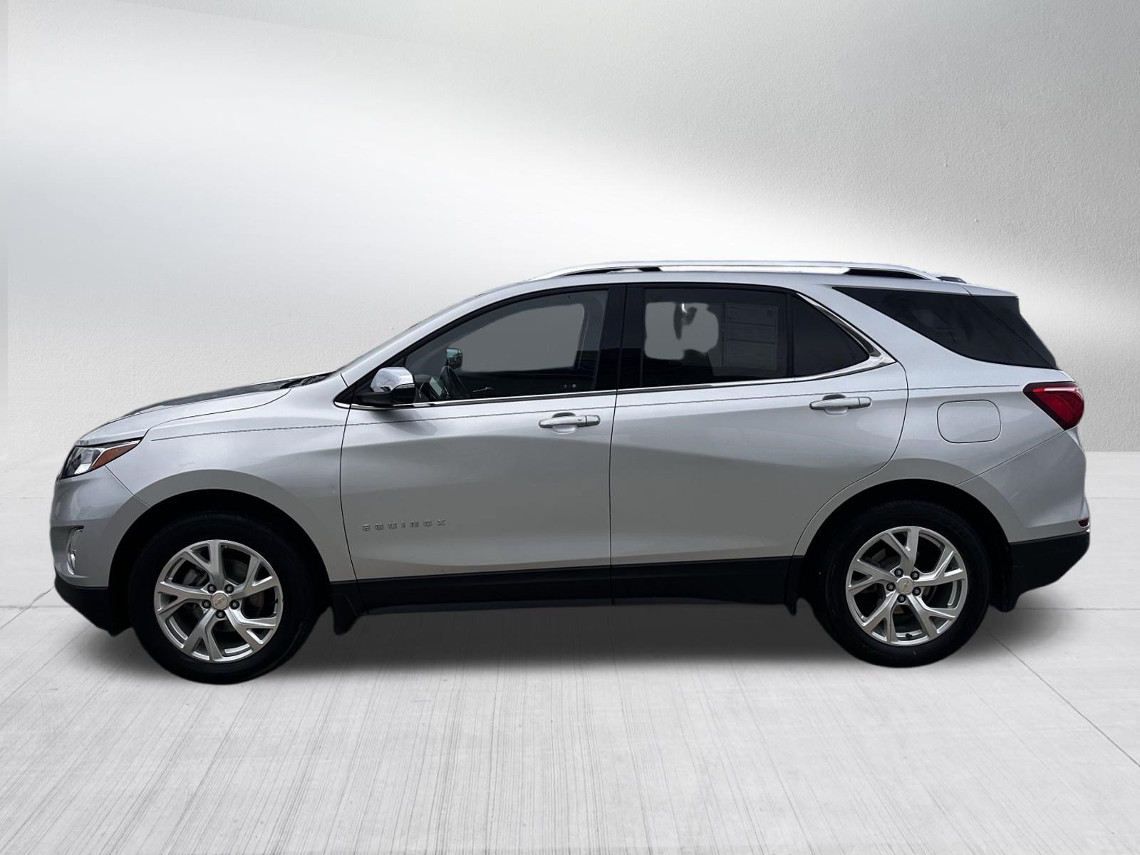 Used 2021 Chevrolet Equinox Premier AWD/4WD image 4