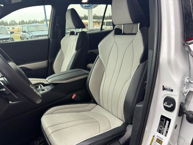 Used 2025 Lexus TX 500h AWD w/ Technology Package image 19