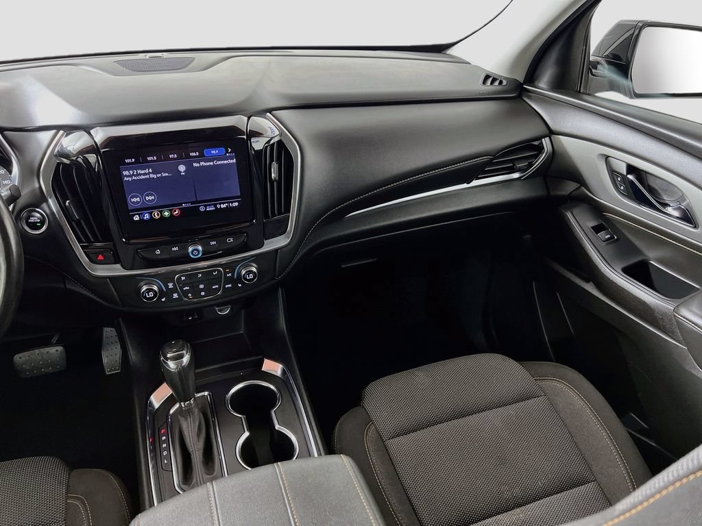 Used 2020 Chevrolet Traverse LT w/ LPO, Blackout Package AWD/4WD image 28