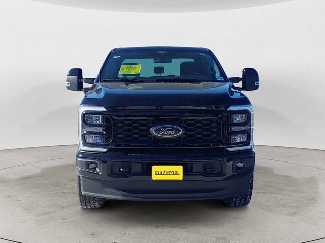 Certified 2025 Ford F350 Lariat w/ Black Appearance Package AWD/4WD image 8