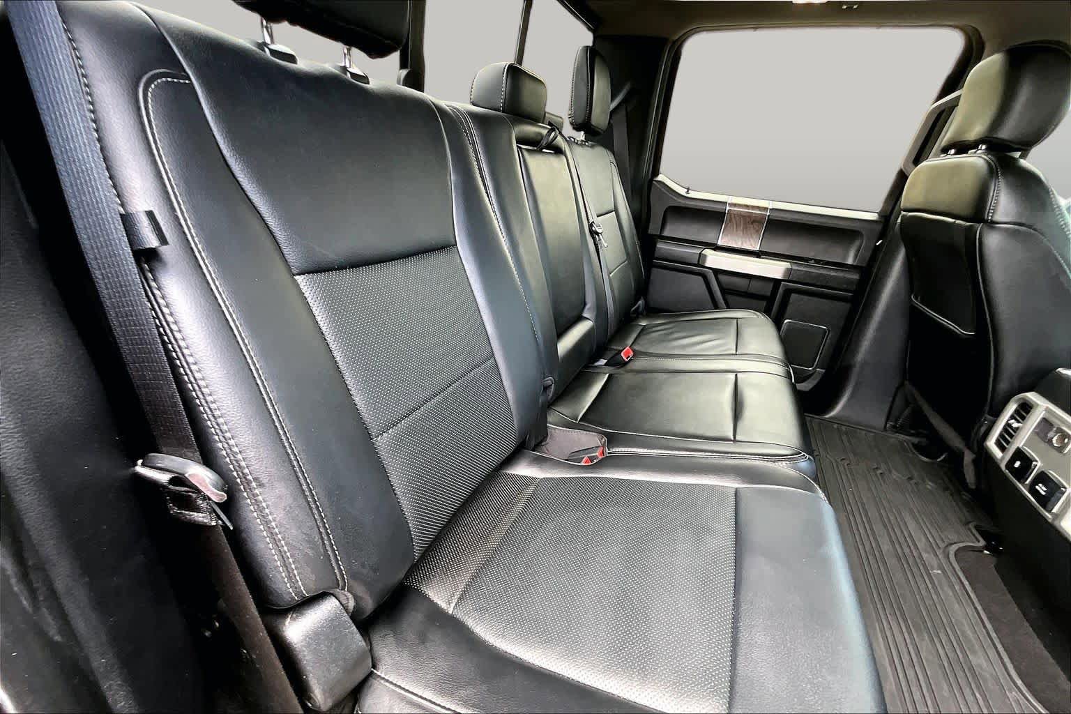 Certified 2019 Ford F450 Lariat w/ Lariat Ultimate Package AWD/4WD image 20
