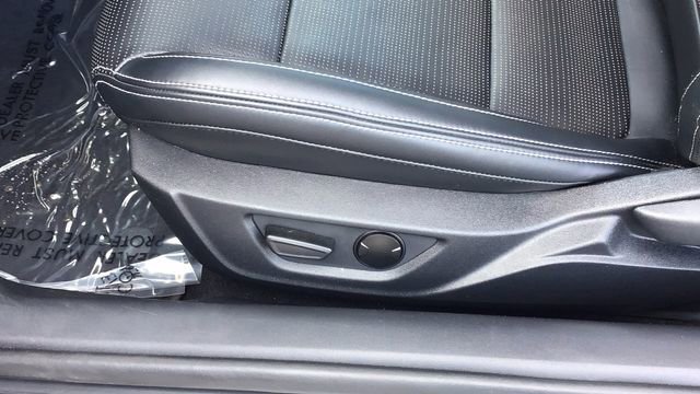 Certified 2025 Ford Mustang GT Premium image 14