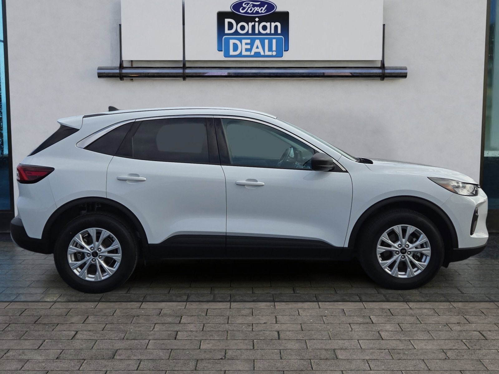 Certified 2023 Ford Escape Active AWD/4WD video 2