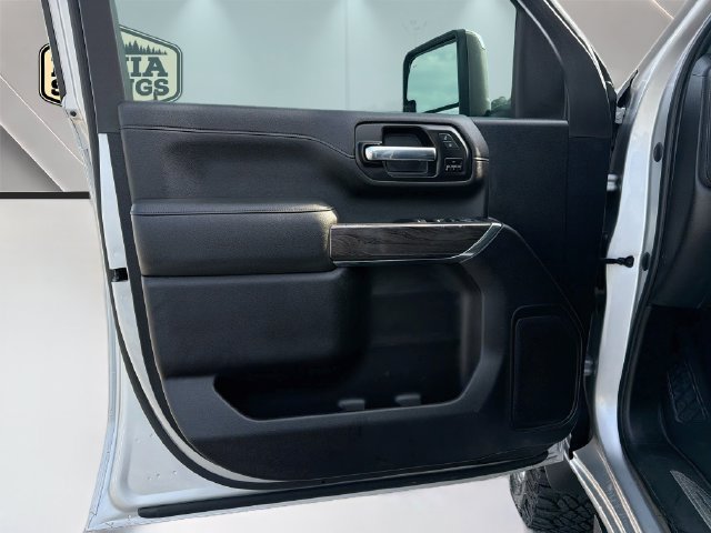Used 2022 Chevrolet Silverado 2500 LTZ AWD/4WD image 21