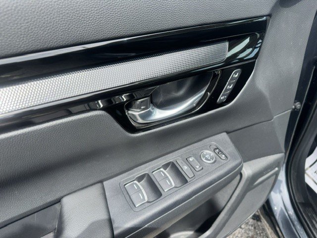 Used 2025 Honda CR-V EX-L image 12