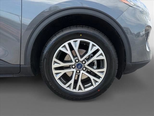 Certified 2022 Ford Escape SEL image 10