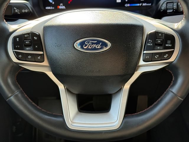 Certified 2025 Ford Explorer Active AWD/4WD image 30