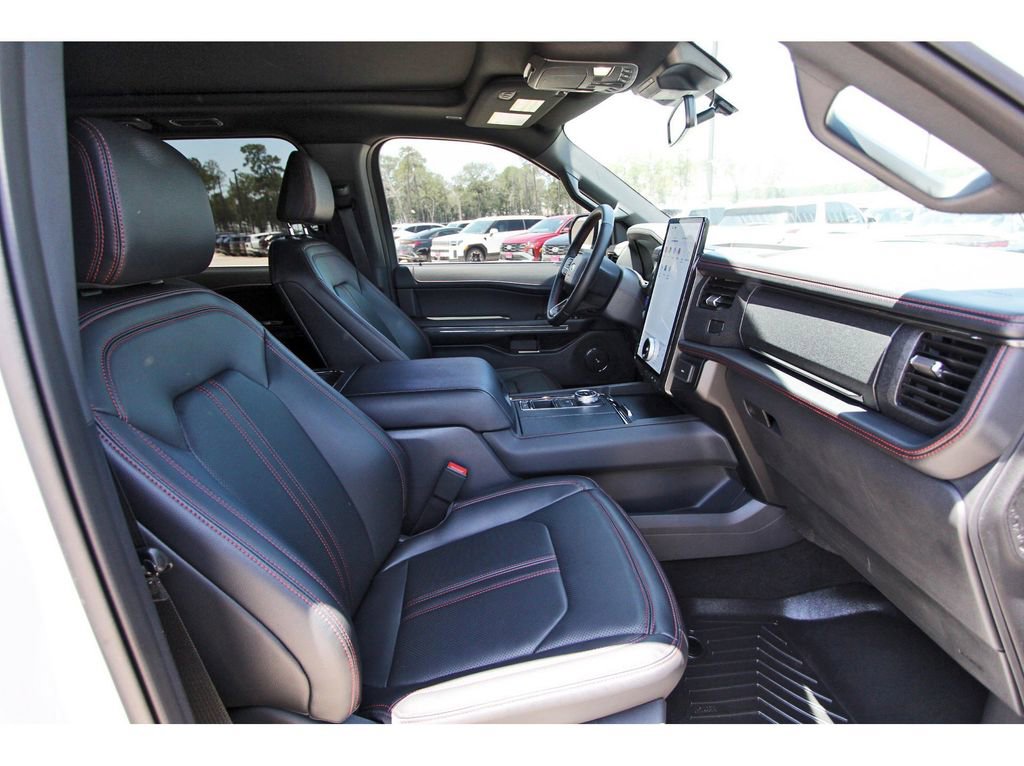 Certified 2024 Ford Expedition Limited RWD image 23