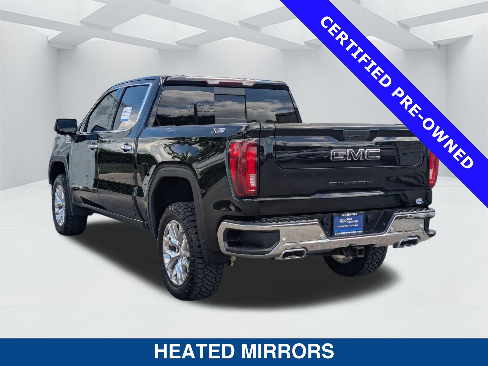 Used 2022 GMC Sierra 1500 SLT w/ SLT Premium Plus Package AWD/4WD image 7