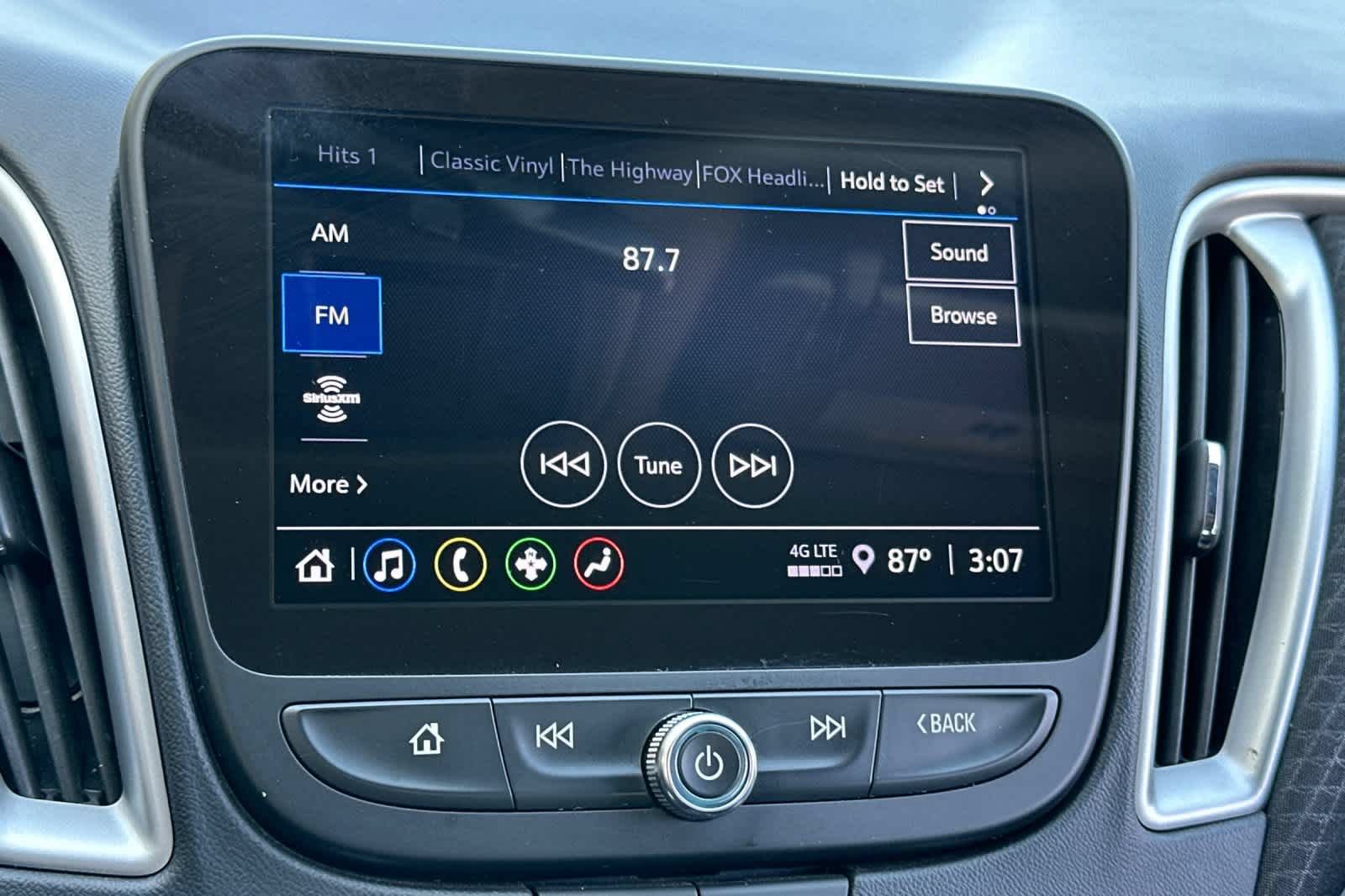 Used 2024 Chevrolet Malibu LT FWD image 18