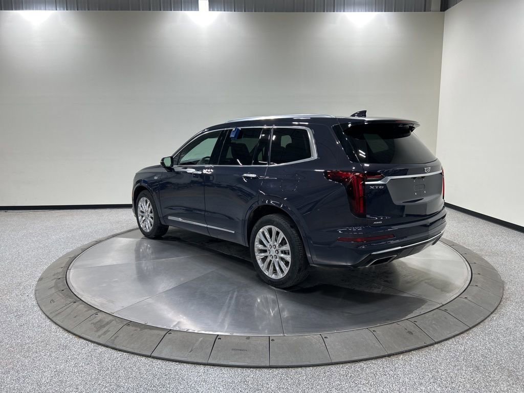 Used 2024 Cadillac XT6 Premium Luxury w/ Technology Package image 3