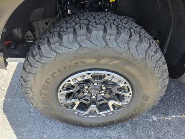 Certified 2025 Ford F150 Raptor w/ Equipment Group 803A Raptor R AWD/4WD image 10