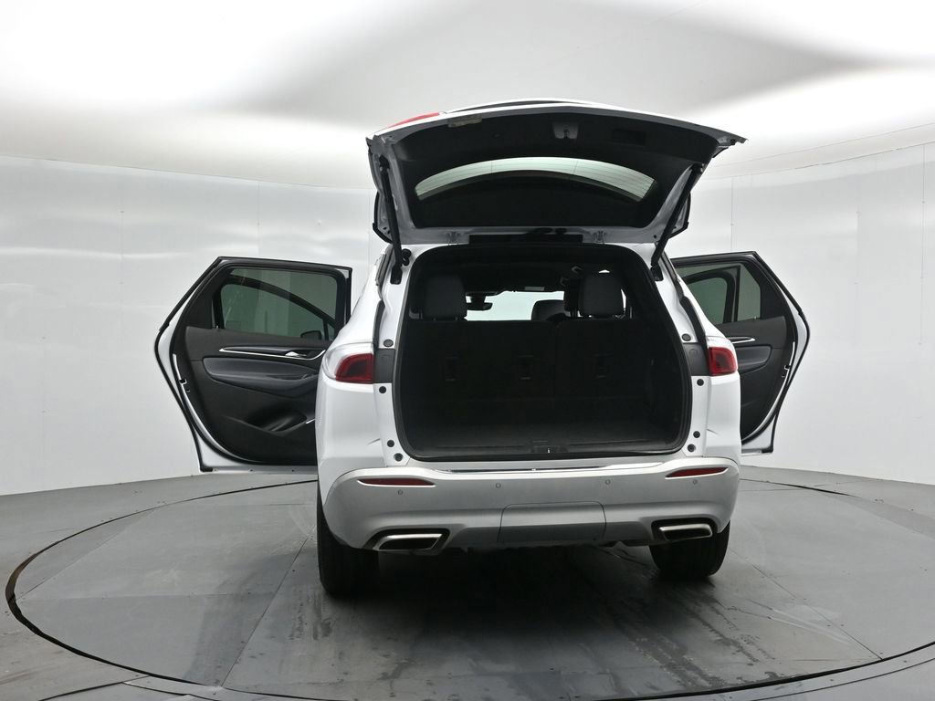 Used 2024 Buick Enclave Premium image 59