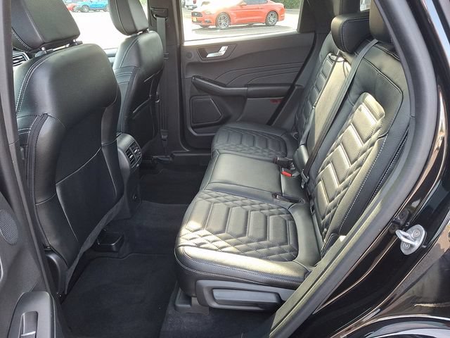 Certified 2023 Ford Escape Platinum w/ Premium Technology Package AWD/4WD image 10