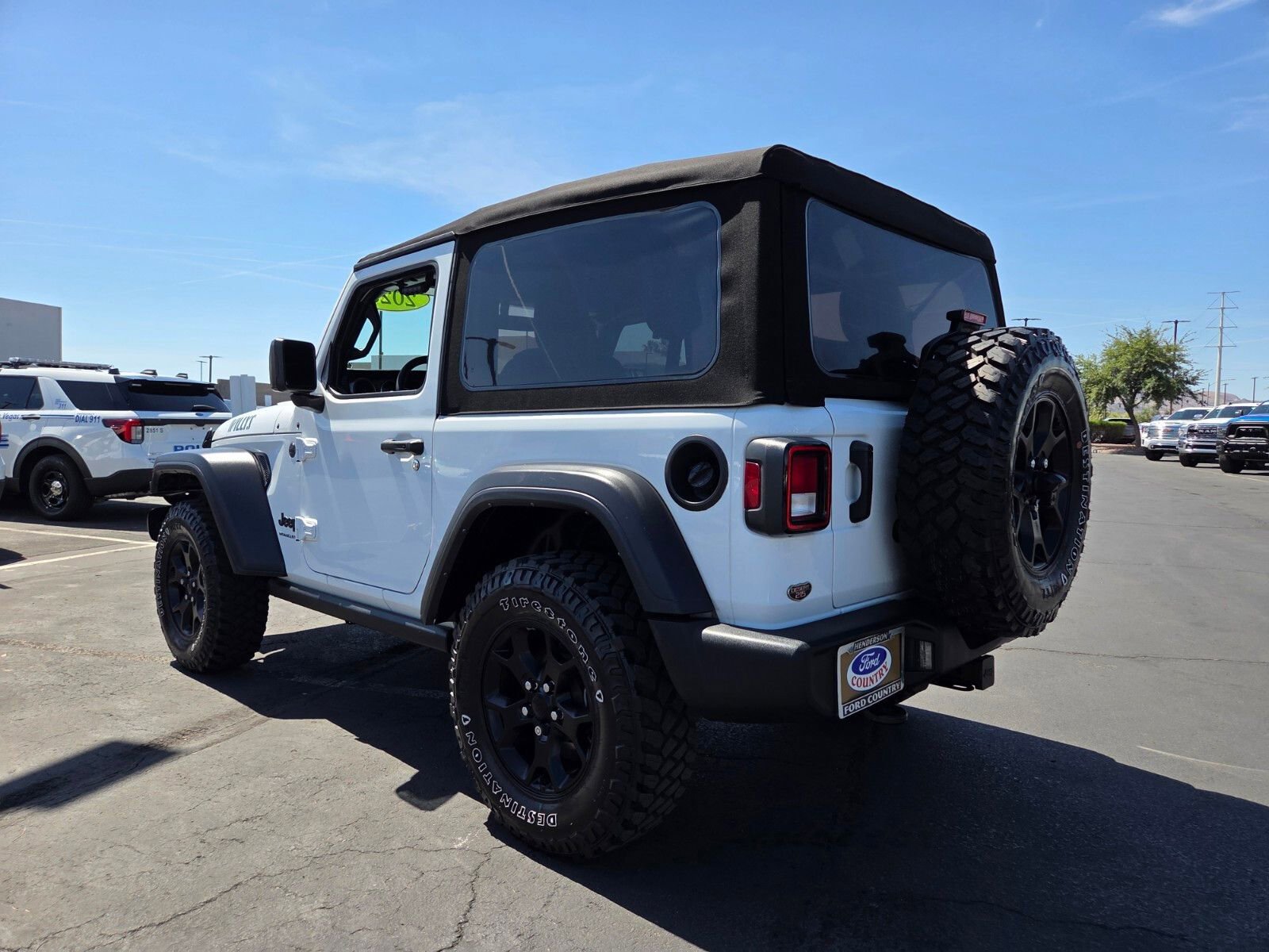 Used 2023 Jeep Wrangler Sport AWD/4WD image 4