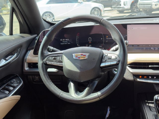 Used 2024 Cadillac XT4 Luxury FWD image 24