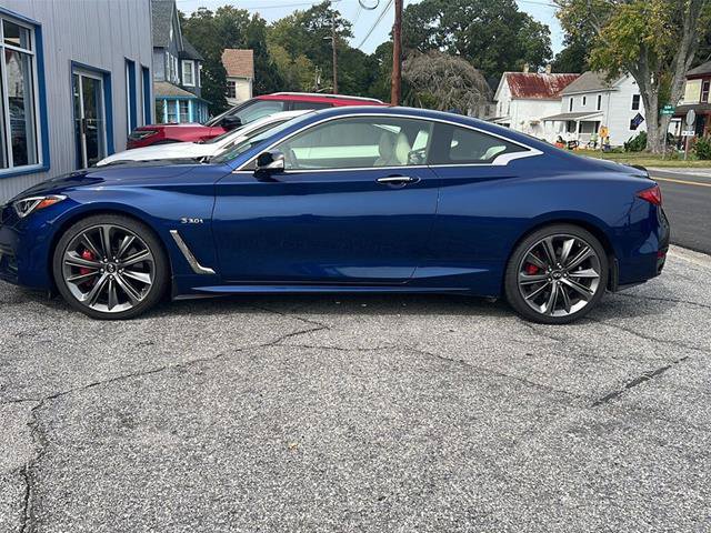 Used 2019 INFINITI Q60 Red Sport 400 w/ Proassist Package AWD/4WD image 2