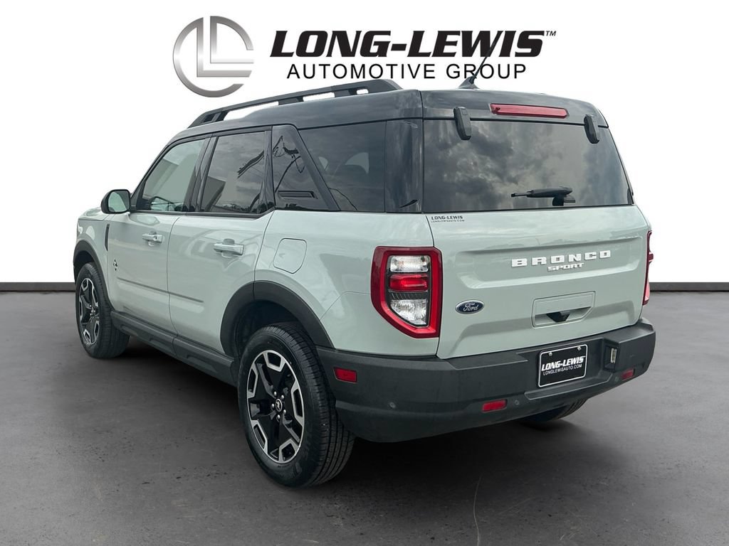 Certified 2024 Ford Bronco Sport Outer Banks w/ Tech Package AWD/4WD image 4