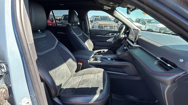 Certified 2025 Ford Explorer ST w/ Sun And Sound Package AWD/4WD image 11