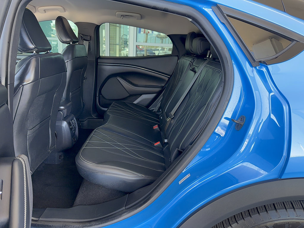 Certified 2022 Ford Mustang Mach-E Select w/ Comfort/Technology Package RWD image 13