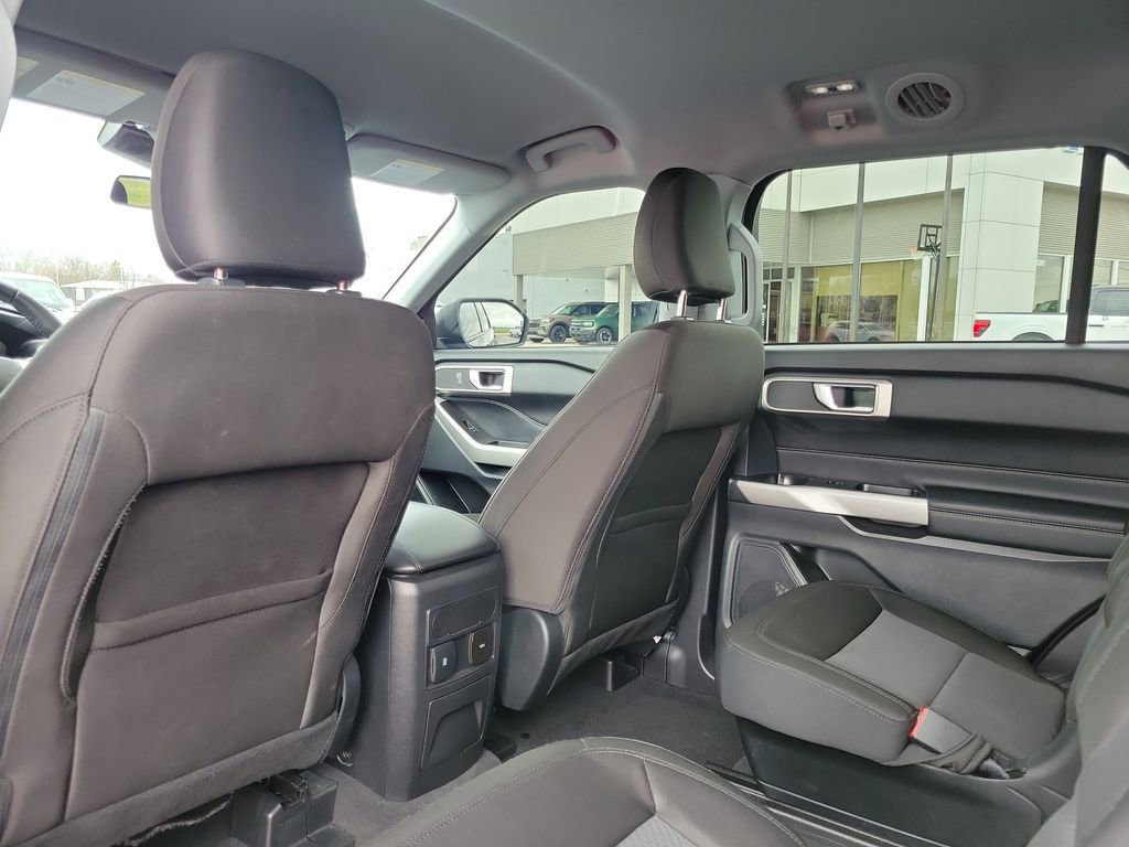 Certified 2022 Ford Explorer XLT image 16
