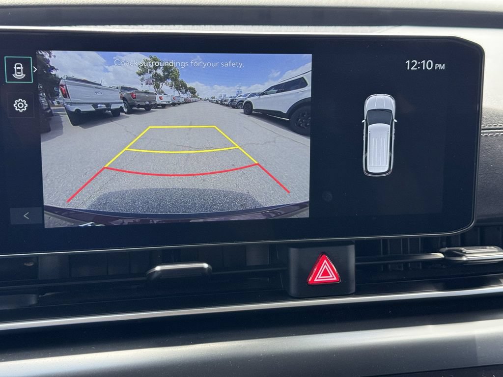 Used 2025 Kia Carnival FWD image 19