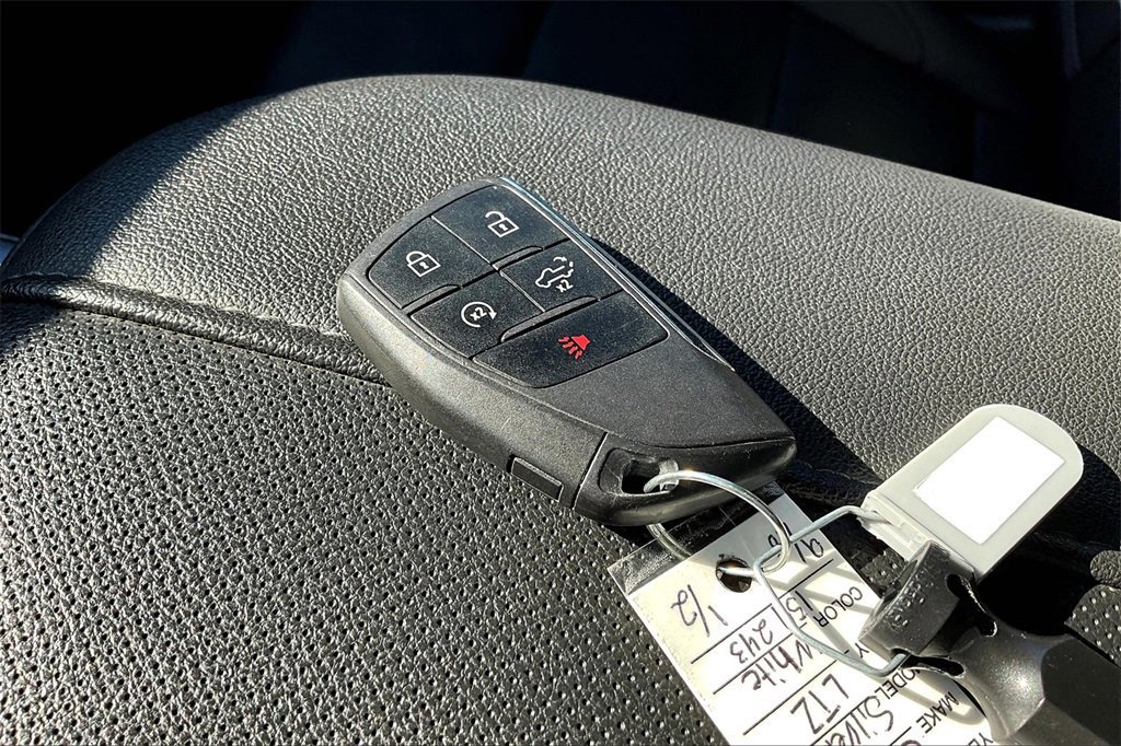 Used 2023 Chevrolet Silverado 1500 LTZ image 13