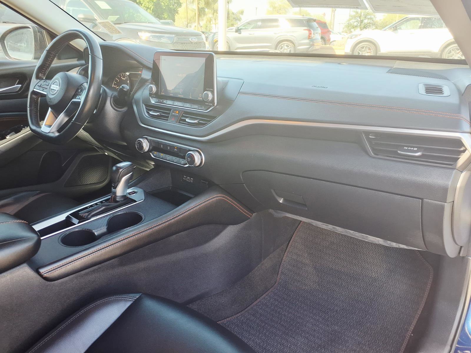 Used 2022 Nissan Altima 2.5 SR image 10