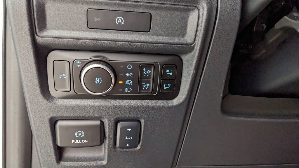 Certified 2025 Ford F150 Lariat AWD/4WD image 22