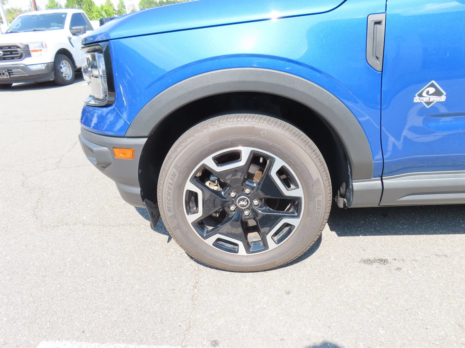 Certified 2024 Ford Bronco Sport Outer Banks w/ Tech Package AWD/4WD image 12