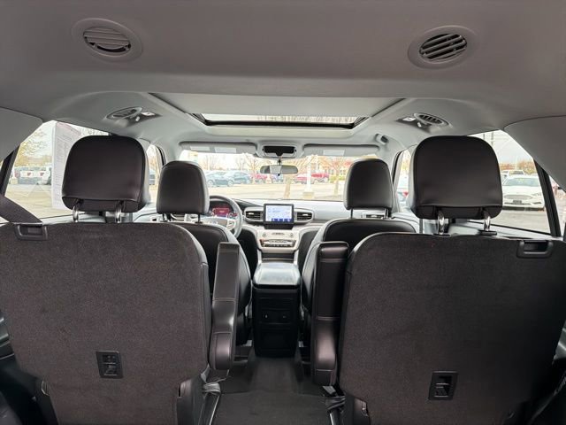 Certified 2023 Ford Explorer XLT w/ Equipment Group 202A image 16