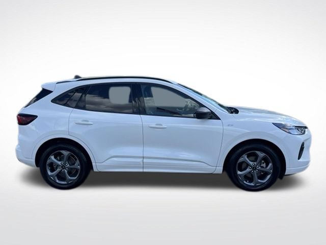 Certified 2023 Ford Escape ST-Line w/ Tech Pack #1 FWD image 12