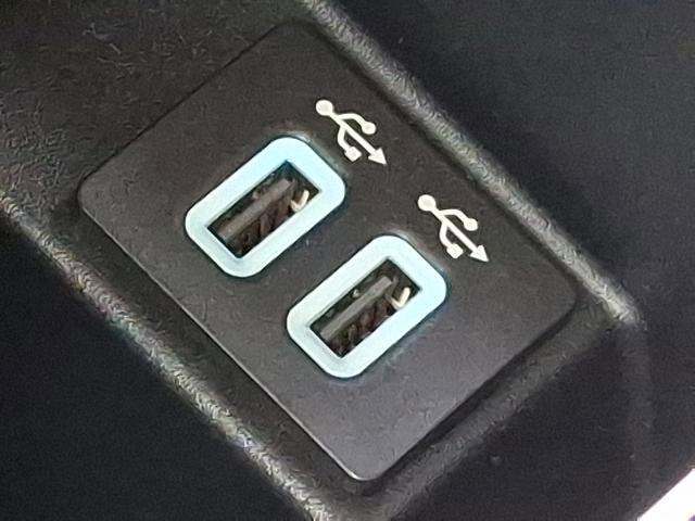 Certified 2020 Ford Edge SEL w/ Cold Weather Package image 23