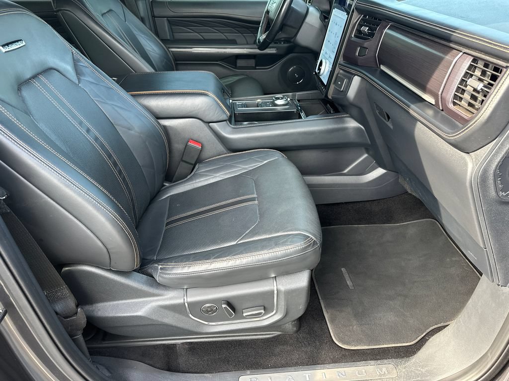 Certified 2022 Ford Expedition Max Platinum RWD image 13