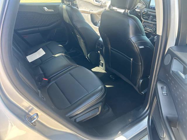 Certified 2020 Ford Escape Titanium FWD image 16
