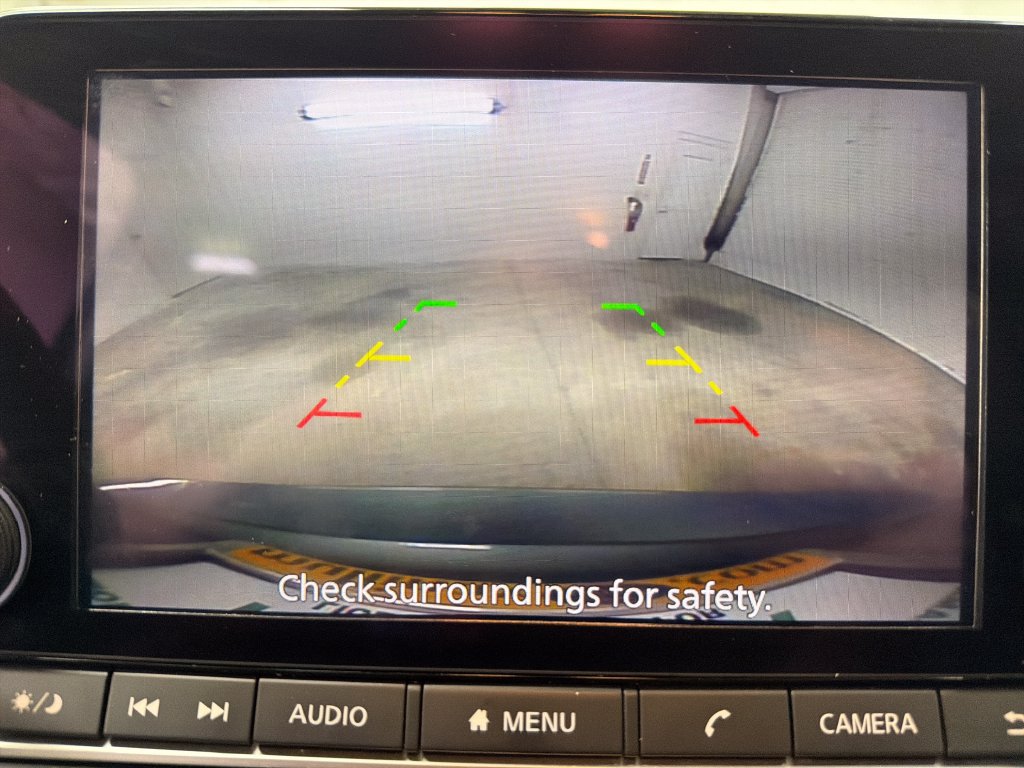 Used 2025 Nissan Rogue SV FWD image 26