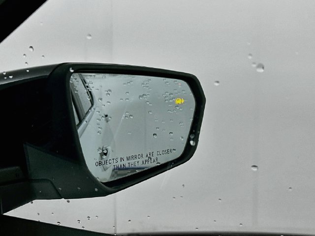 Used 2021 Chevrolet Equinox LT FWD image 24