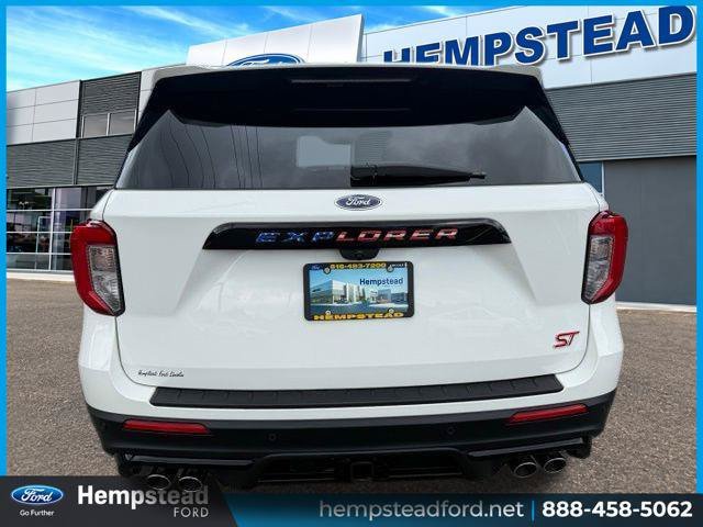 Certified 2022 Ford Explorer ST w/ Equipment Group 401A AWD/4WD image 7