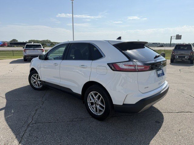 Certified 2024 Ford Edge SEL AWD/4WD image 6