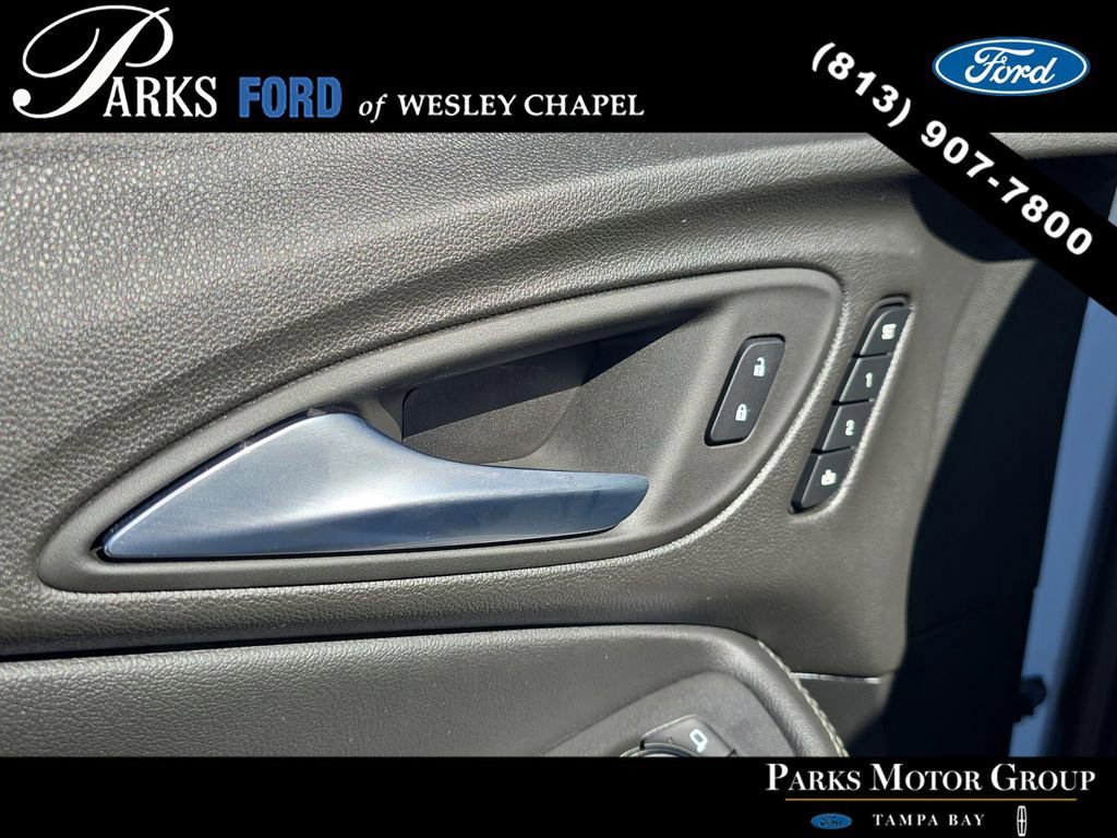 Used 2022 Buick Encore GX Essence w/ Advanced Technology Package image 18