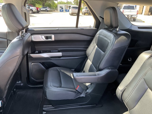 Certified 2023 Ford Explorer Limited w/ Limited Technology Package RWD image 11